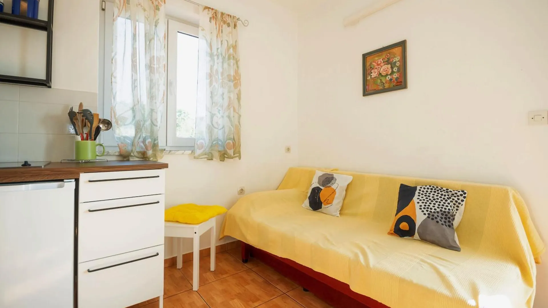 Apartments Kamenar Klimno Croatia
